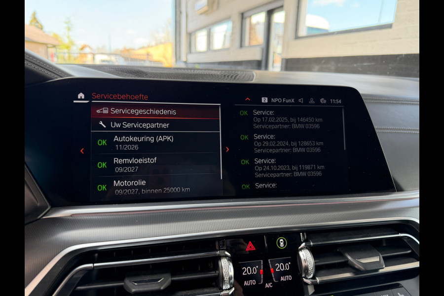 BMW X5 XDrive40i High Executive | H&K | Luchtvering | 21 inch | Multicontour stoelen | HUD | Luchtvering