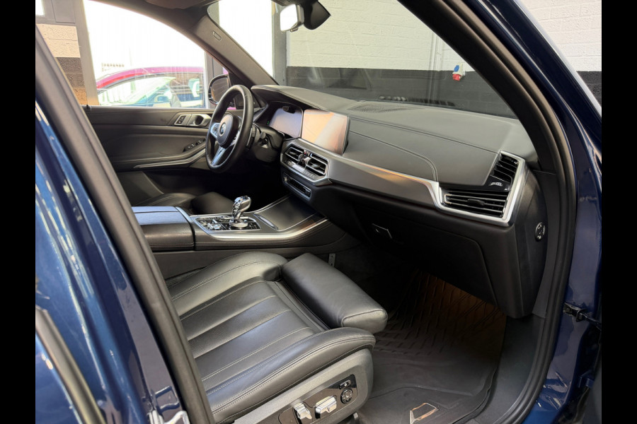 BMW X5 XDrive40i High Executive | H&K | Luchtvering | 21 inch | Multicontour stoelen | HUD | Luchtvering