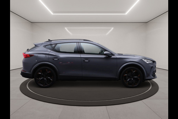 CUPRA Formentor 1.4 e-Hybrid VZ 245 PK Copper Edition PHEV, Stuur-Startknop, Winterpakket, Carplay.