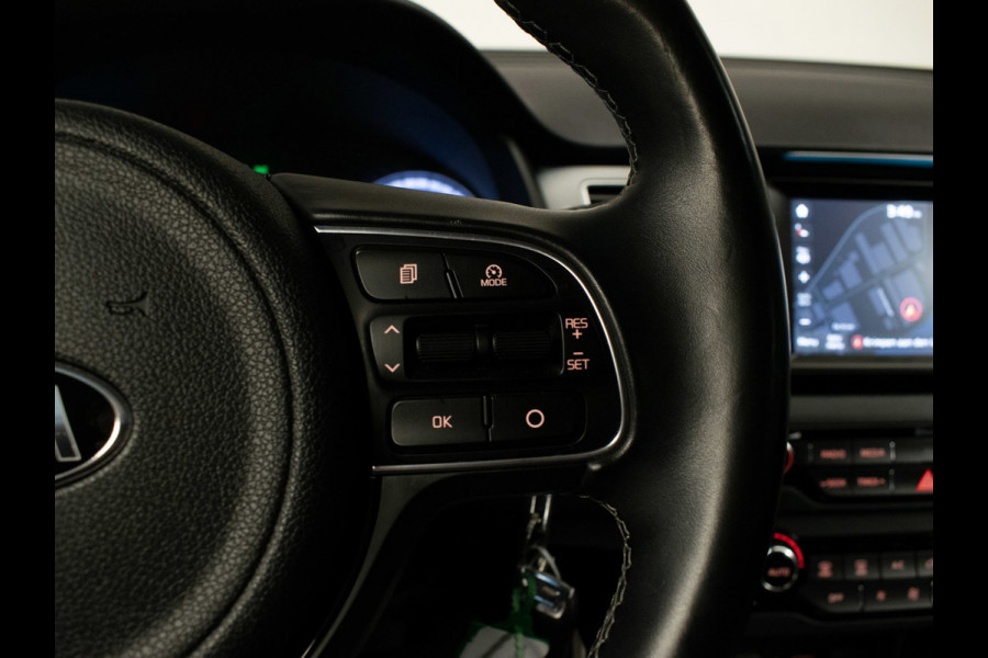 Kia Niro 1.6 GDi Hybrid DynamicLine Sport (APPLE CARPLAY,NAVI,CAMERA,PDC,CLIMATE,CRUISE,GETINT,LED,SPORTSTOELEN,NETTE STAAT)