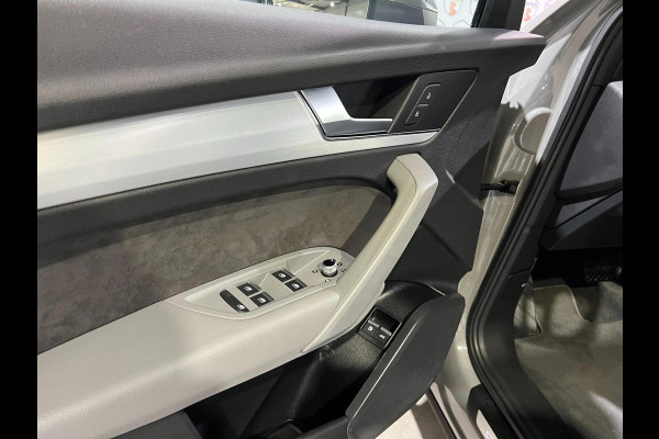 Audi Q5 55 TFSI e quattro Competition/CAMERA/HUD/LED/APPLE CARPLAY