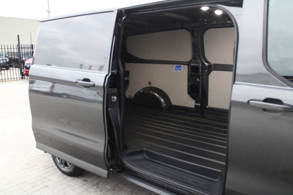 Ford E-Transit Custom 340 L2H1 Limited 65 kWh 218pk - LED - 360 Camera - B&O - ACC - Navi - Stoel/Stuurverwarming - Rijklaar