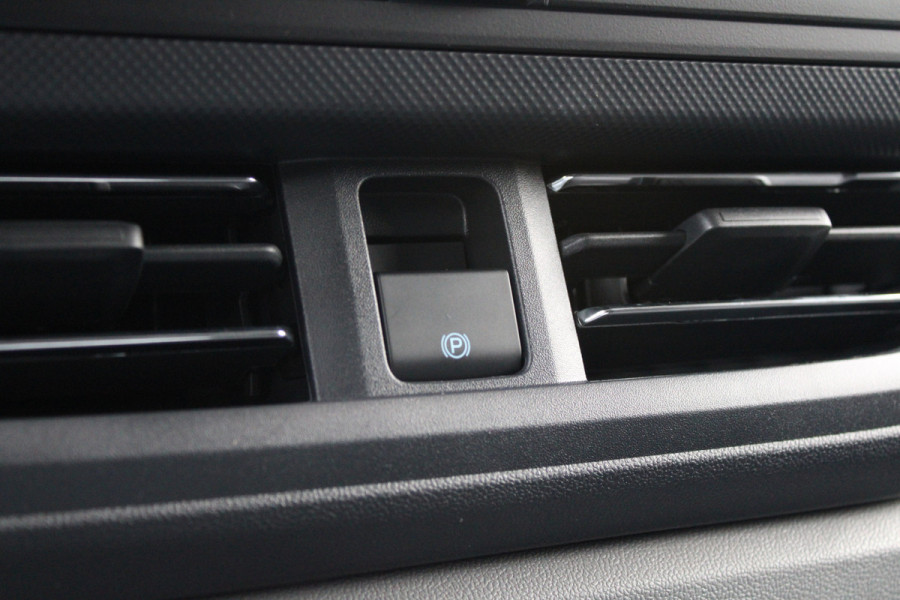 Ford E-Transit Custom 340 L2H1 Limited 65 kWh 218pk - LED - 360 Camera - B&O - ACC - Navi - Stoel/Stuurverwarming - Rijklaar