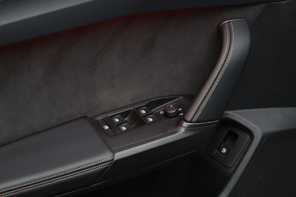 CUPRA Formentor 1.4 e-Hybrid VZ 245 PK Black Edition PHEV, Memory, Leder-Alcantara, Winterpakket