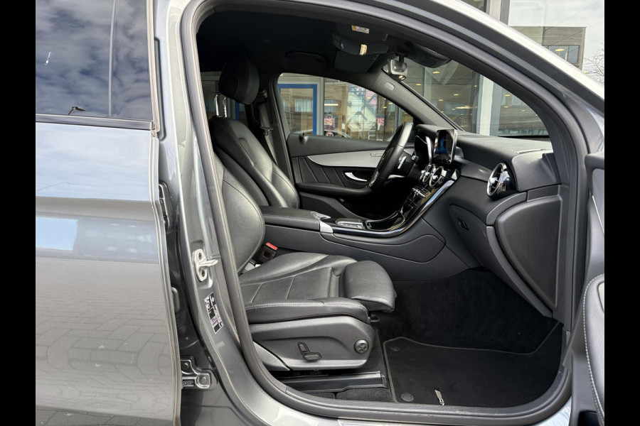 Mercedes-Benz GLC Coupé 300e 4MATIC Business Solution AMG | PHEV | Stoelverwarming | Leer | Camera |
