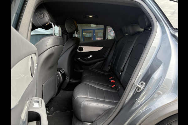 Mercedes-Benz GLC Coupé 300e 4MATIC Business Solution AMG | PHEV | Stoelverwarming | Leer | Camera |