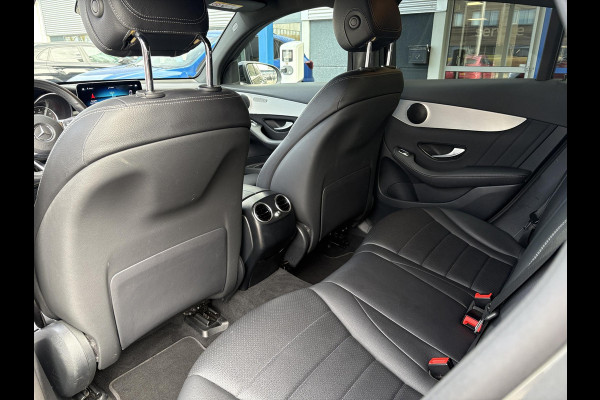Mercedes-Benz GLC Coupé 300e 4MATIC Business Solution AMG | PHEV | Stoelverwarming | Leer | Camera |
