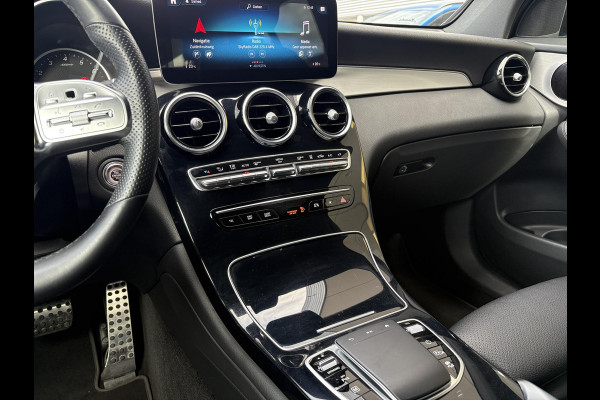 Mercedes-Benz GLC Coupé 300e 4MATIC Business Solution AMG | PHEV | Stoelverwarming | Leer | Camera |