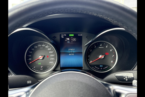 Mercedes-Benz GLC Coupé 300e 4MATIC Business Solution AMG | PHEV | Stoelverwarming | Leer | Camera |