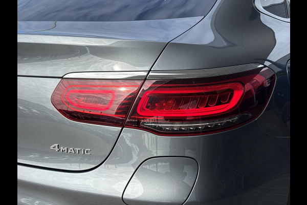 Mercedes-Benz GLC Coupé 300e 4MATIC Business Solution AMG | PHEV | Stoelverwarming | Leer | Camera |