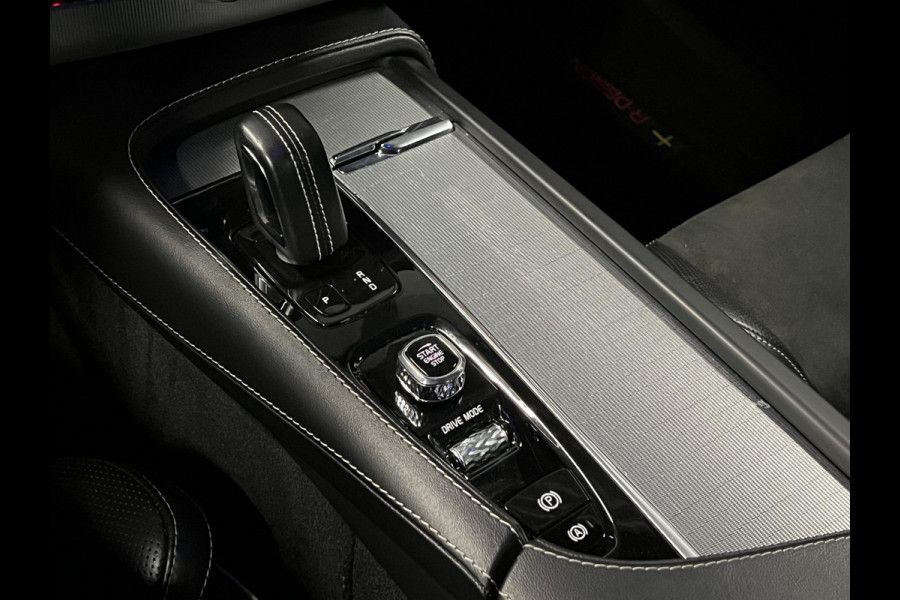 Volvo XC90 2.0 B5 AWD R-Design Open dak | Adapt. cruise | 360 camera | Stuur-/stoelverwarming | Memory | Keyless | Carplay