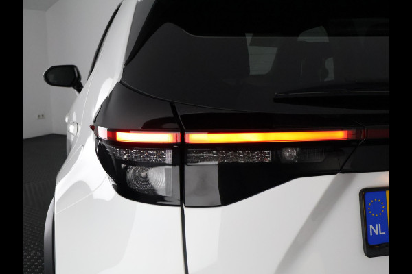 Toyota Yaris Cross 1.5 Hybrid Dynamic | Apple Carplay & AndroidAUTO | Camera | Privacy Glass |