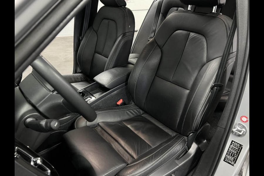 Volvo XC40 1.5 T5 Plug-in hybrid Ultimate Dark Adapt. cruise | Open dak | 360 camera | Stuur-/stoelverwarming | Harman Kardon | Memory | Leder