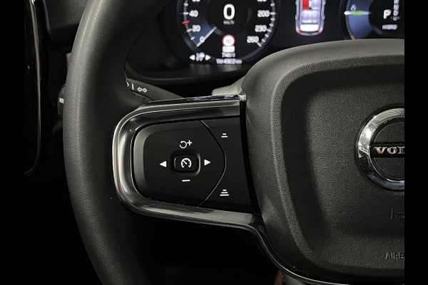 Volvo XC40 1.5 T5 Plug-in hybrid Ultimate Dark Adapt. cruise | Open dak | 360 camera | Stuur-/stoelverwarming | Harman Kardon | Memory | Leder