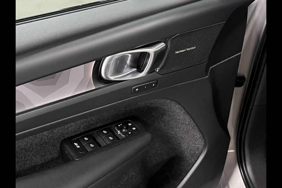 Volvo XC40 1.5 T5 Plug-in hybrid Ultimate Dark Adapt. cruise | Open dak | 360 camera | Stuur-/stoelverwarming | Harman Kardon | Memory | Leder