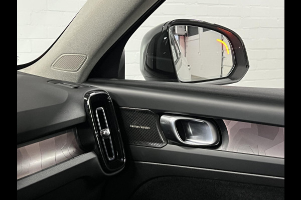 Volvo XC40 1.5 T5 Plug-in hybrid Ultimate Dark Adapt. cruise | Open dak | 360 camera | Stuur-/stoelverwarming | Harman Kardon | Memory | Leder