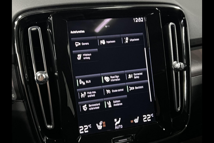 Volvo XC40 1.5 T5 Plug-in hybrid Ultimate Dark Adapt. cruise | Open dak | 360 camera | Stuur-/stoelverwarming | Harman Kardon | Memory | Leder