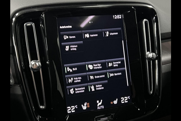 Volvo XC40 1.5 T5 Plug-in hybrid Ultimate Dark Adapt. cruise | Open dak | 360 camera | Stuur-/stoelverwarming | Harman Kardon | Memory | Leder