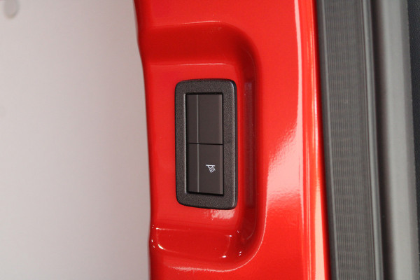 Ford Transit Custom 320 2.0 TDCI L2H1 Limited 170pk - 1+1 Stoelopstelling - 2x Schuifdeur - Adaptive Cruise - Verwarmd stuur - Blind spot - Navigati