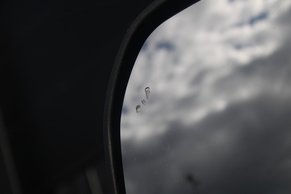 Ford Transit Custom 320 2.0 TDCI L2H1 Limited 170pk - 1+1 Stoelopstelling - 2x Schuifdeur - Adaptive Cruise - Verwarmd stuur - Blind spot - Navigati