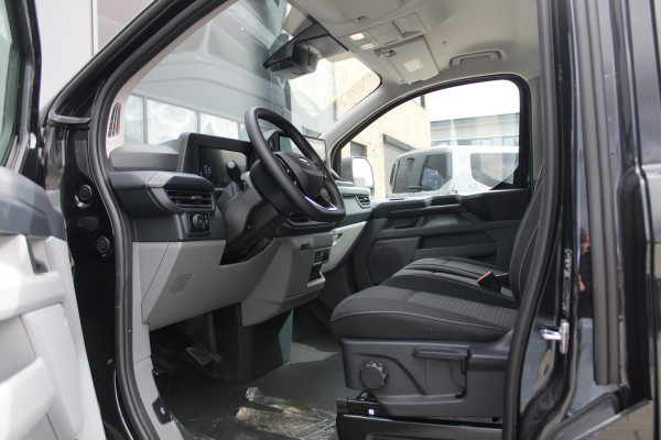 Ford Transit Custom 320 2.0 TDCI L2H1 Trend DC 6 Zits 170pk - Trekhaak - Stoel/Stuurverwarming - Cruise - 70l Tank - LED - Rijklaar