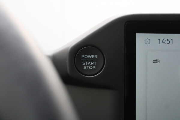 Ford Transit Custom 320 2.0 TDCI L2H1 Trend DC 6 Zits 170pk - Trekhaak - Stoel/Stuurverwarming - Cruise - 70l Tank - LED - Rijklaar