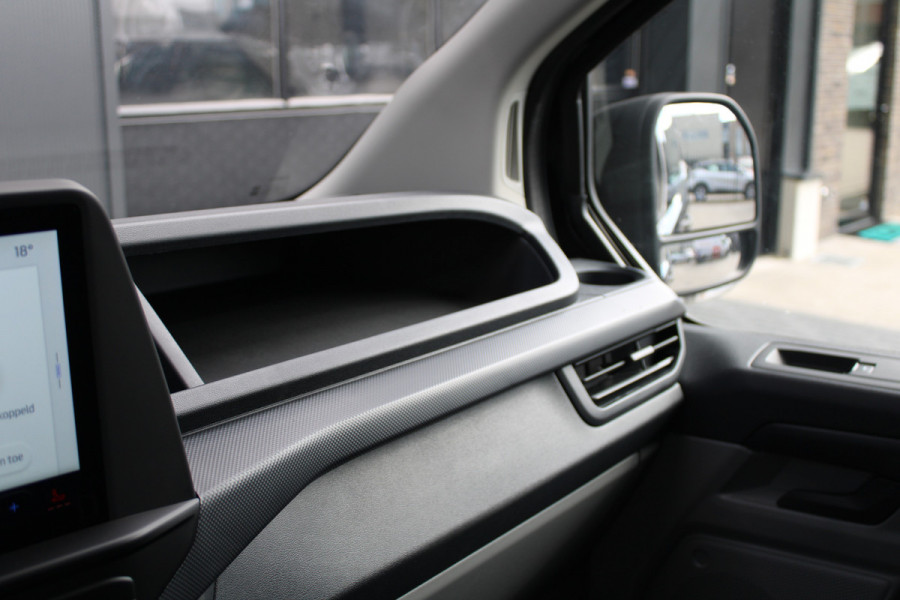 Ford Transit Custom 320 2.0 TDCI L2H1 Trend DC 6 Zits 170pk - Trekhaak - Stoel/Stuurverwarming - Cruise - 70l Tank - LED - Rijklaar