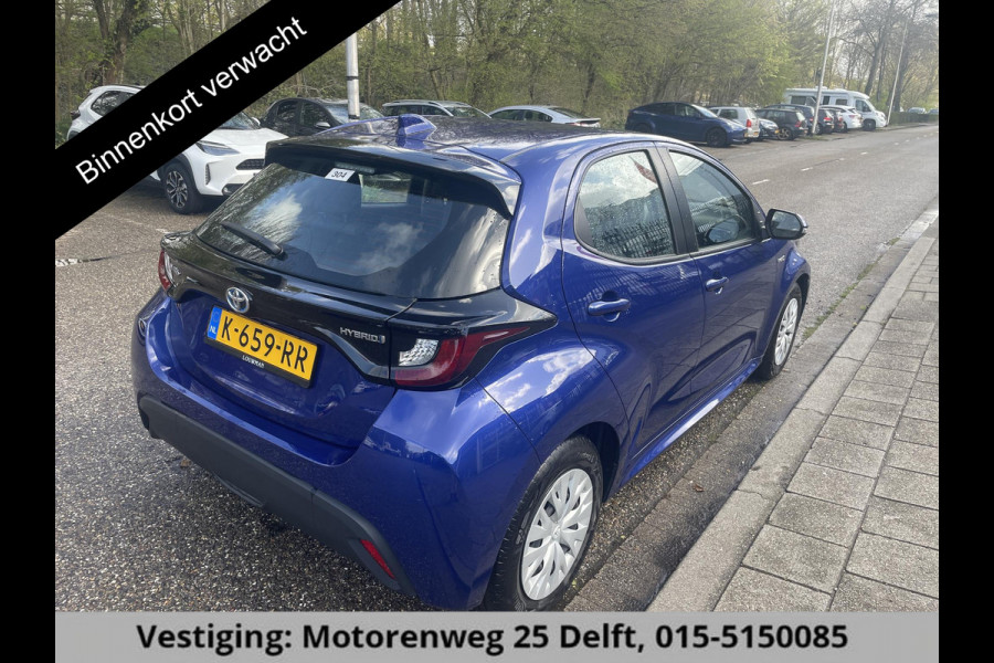 Toyota Yaris 1.5 Hybrid Active . Dealer onderhouden . Apple Carplay & AndroidAUTO . Camera