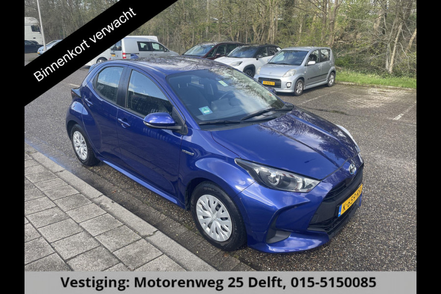 Toyota Yaris 1.5 Hybrid Active . Dealer onderhouden . Apple Carplay & AndroidAUTO . Camera