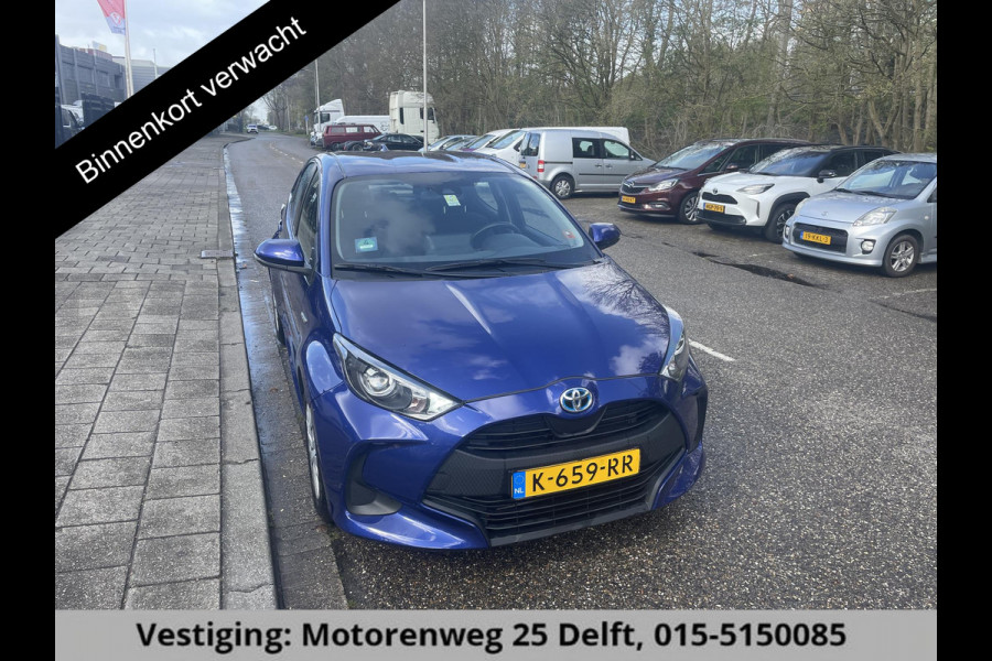 Toyota Yaris 1.5 Hybrid Active . Dealer onderhouden . Apple Carplay & AndroidAUTO . Camera
