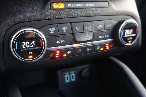 Ford FOCUS Wagon 1.0 EcoB.125PK Titanium X Business/Panodak/ E36.000,-- nieuwprijs/Zeldzaam compleet!!