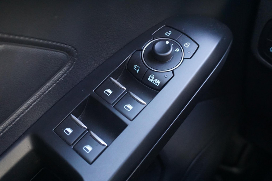 Ford FOCUS Wagon 1.0 EcoB.125PK Titanium X Business/Panodak/ E36.000,-- nieuwprijs/Zeldzaam compleet!!