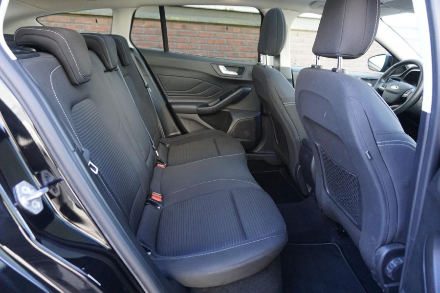 Ford FOCUS Wagon 1.0 EcoB.125PK Titanium X Business/Panodak/ E36.000,-- nieuwprijs/Zeldzaam compleet!!