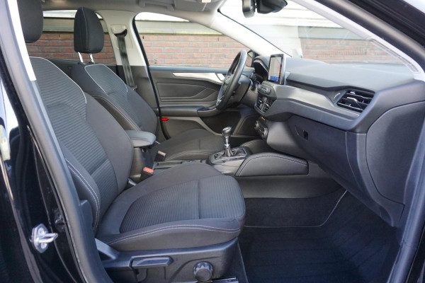 Ford FOCUS Wagon 1.0 EcoB.125PK Titanium X Business/Panodak/ E36.000,-- nieuwprijs/Zeldzaam compleet!!