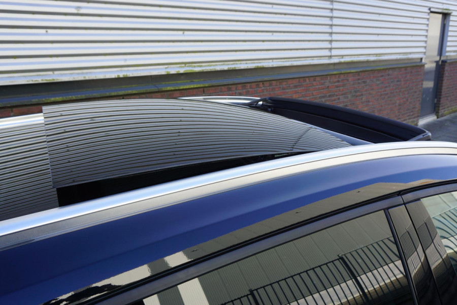 Ford FOCUS Wagon 1.0 EcoB.125PK Titanium X Business/Panodak/ E36.000,-- nieuwprijs/Zeldzaam compleet!!