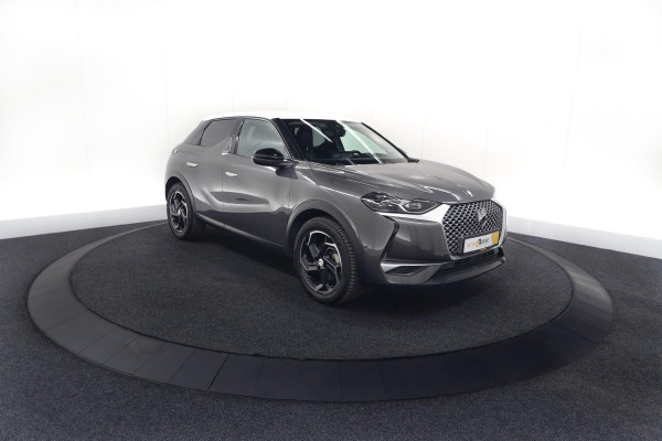 DS DS 3 Crossback 50 kwh e-Tense So Chic | Camera | Dodehoekdetectie | Head-Up Display | Apple Carplay | Stoelverwarming