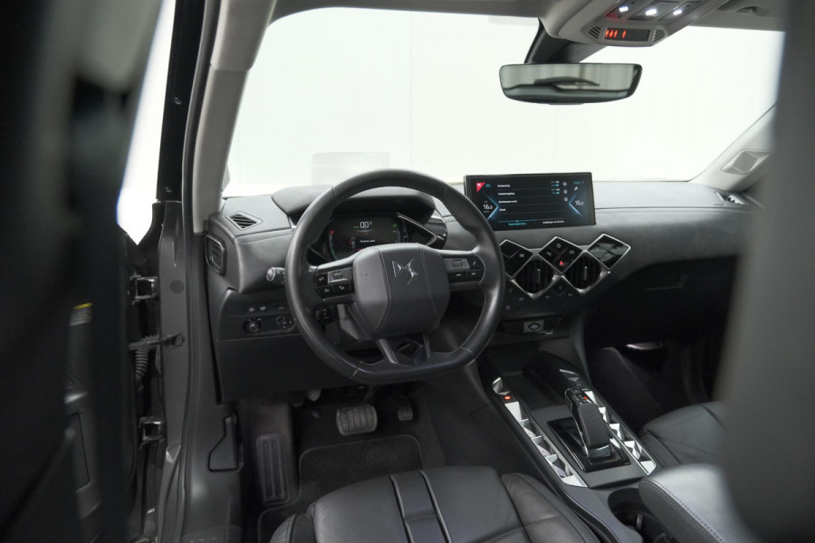 DS DS 3 Crossback 50 kwh e-Tense So Chic | Camera| Dodehoekdetectie | Head-Up Display | Apple Carplay | Stoelverwarming | SOH = 93.5%