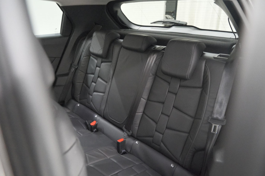 DS DS 3 Crossback 50 kwh e-Tense So Chic | Camera| Dodehoekdetectie | Head-Up Display | Apple Carplay | Stoelverwarming | SOH = 93.5%