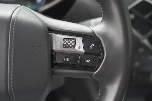DS DS 3 Crossback 50 kwh e-Tense So Chic | Camera| Dodehoekdetectie | Head-Up Display | Apple Carplay | Stoelverwarming | SOH = 93.5%