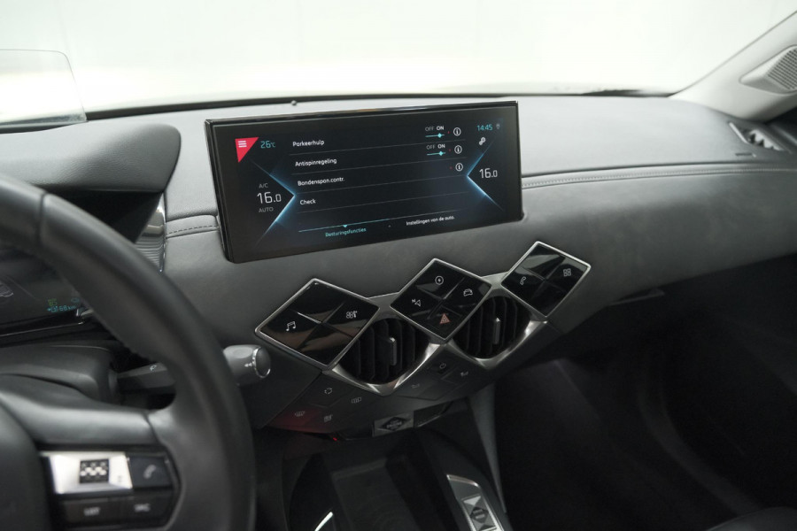 DS DS 3 Crossback 50 kwh e-Tense So Chic | Camera| Dodehoekdetectie | Head-Up Display | Apple Carplay | Stoelverwarming | SOH = 93.5%