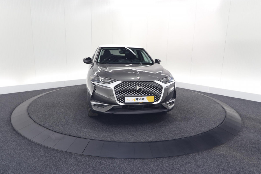 DS DS 3 Crossback 50 kwh e-Tense So Chic | Camera| Dodehoekdetectie | Head-Up Display | Apple Carplay | Stoelverwarming | SOH = 93.5%