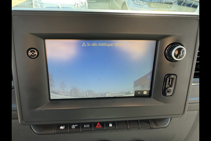 Renault Master T35 2.3 dCi 145pk L3 Energy EURO 6 / bakwagen met Dhollandia laadklep 1000 kg! / vaste prijs rijklaar € 27.850 ex btw / lease vanaf € 455 / 420 cm L x 214 cm B x 230 cm H