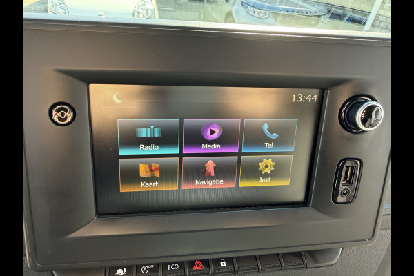 Renault Master T35 2.3 dCi 145pk L3 Energy EURO 6 / bakwagen met Dhollandia laadklep 1000 kg! / vaste prijs rijklaar € 27.850 ex btw / lease vanaf € 455 / 420 cm L x 214 cm B x 230 cm H