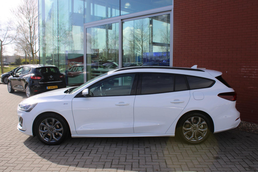 Ford FOCUS Wagon 1.0 EcoBoost Hybrid ST Line | AGR-stoelen | Driver Assistance Pack | Winter Pack
