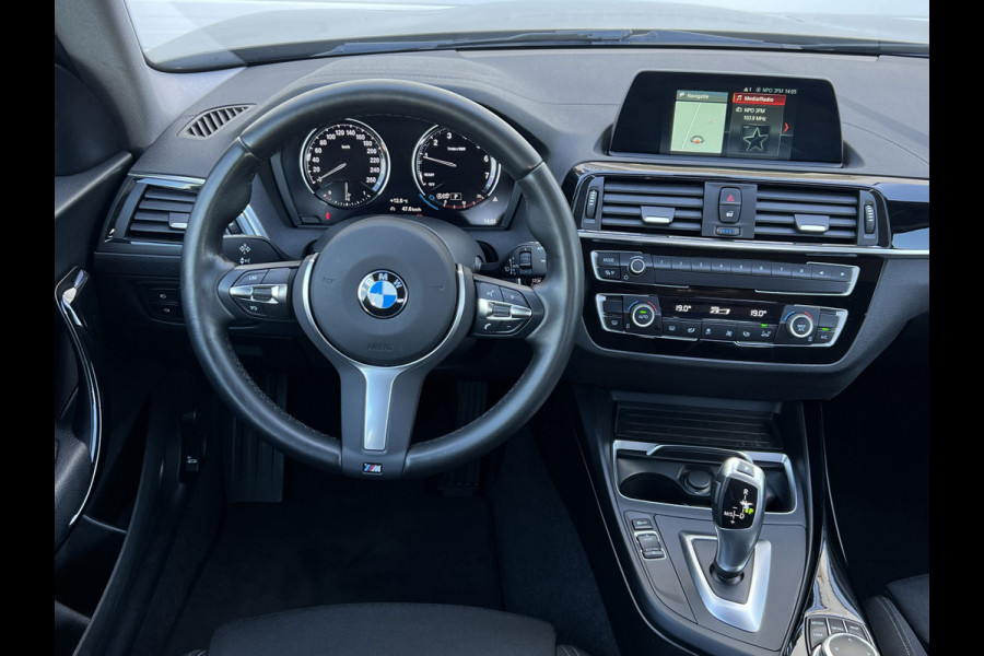 BMW 1-serie 118i Executive | Clima | LED | 17 inch