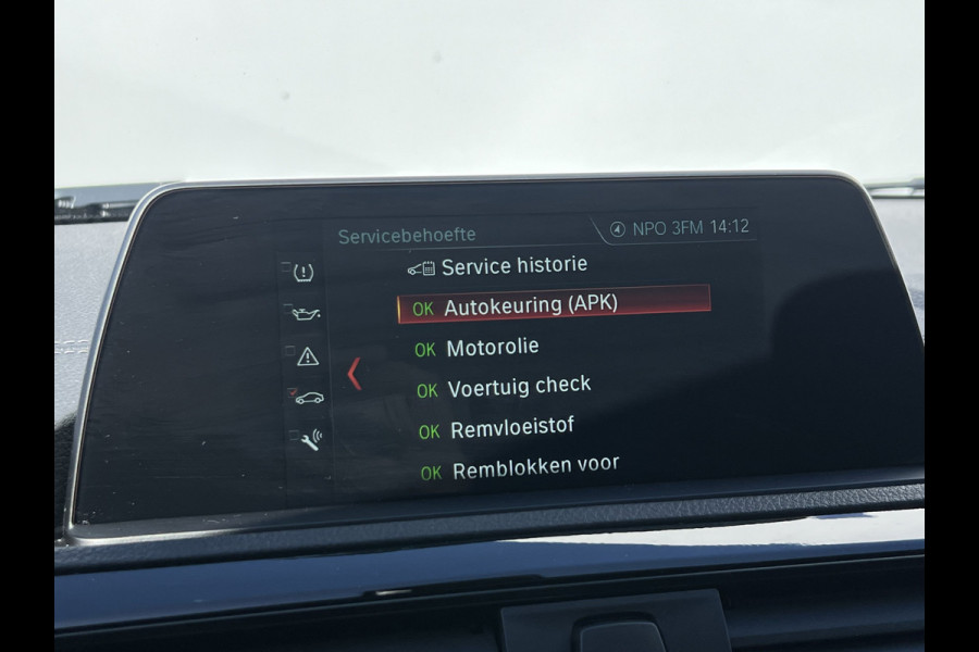 BMW 1-serie 118i Executive | Clima | LED | 17 inch