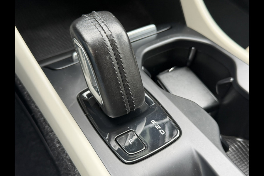 Volvo XC40 2.0 T4 Automaat Pdc Clima Cruise Trekhaak Led Dab+ Bluetooth Leder