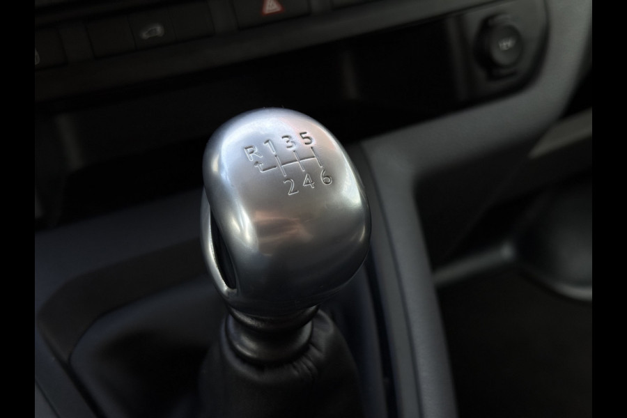 Peugeot Expert 2.0 BlueHDI 120 Standard Premium | Navi | Carplay | Camera | Trekhaak