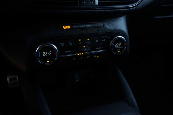 Ford FOCUS Wagon ST-Line 125PK Automaat ACC Dynamic-blauw