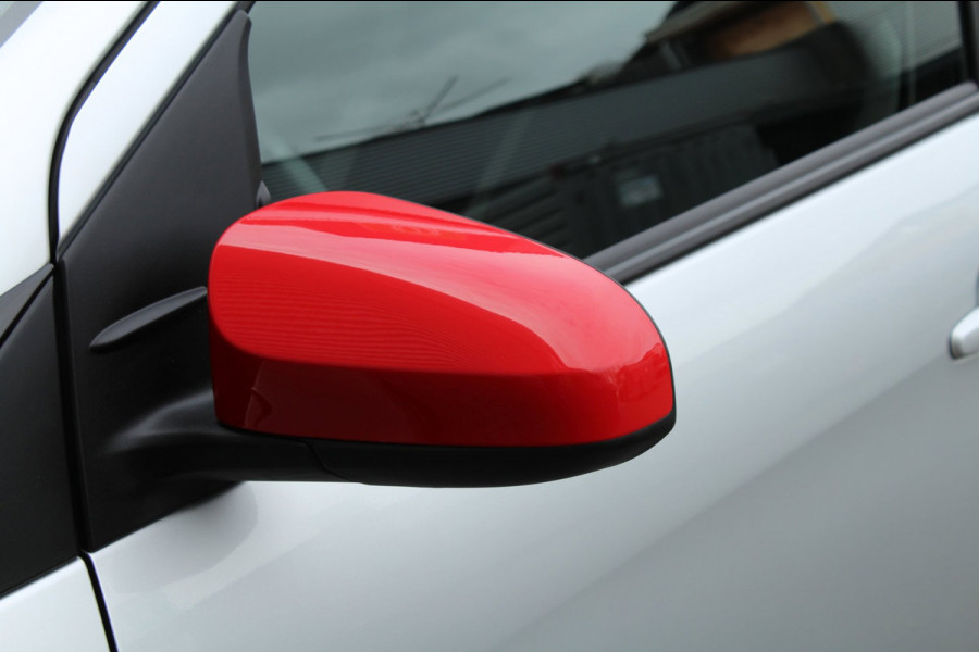 Toyota Aygo 1.0 VVT-i 72pk x-play AUTOMAAT LMV NL-Auto NAP